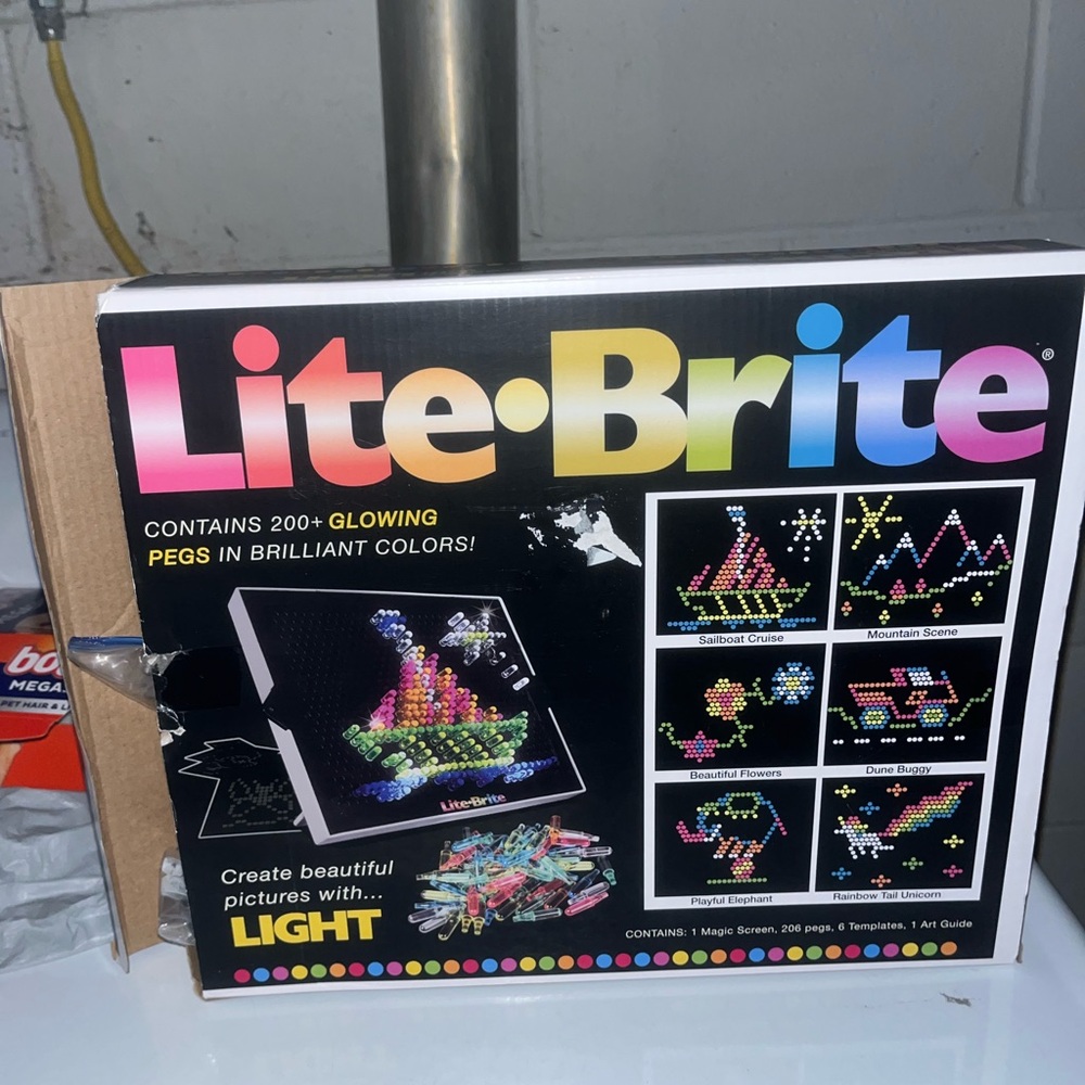 Lite-Brite with pegs and templates